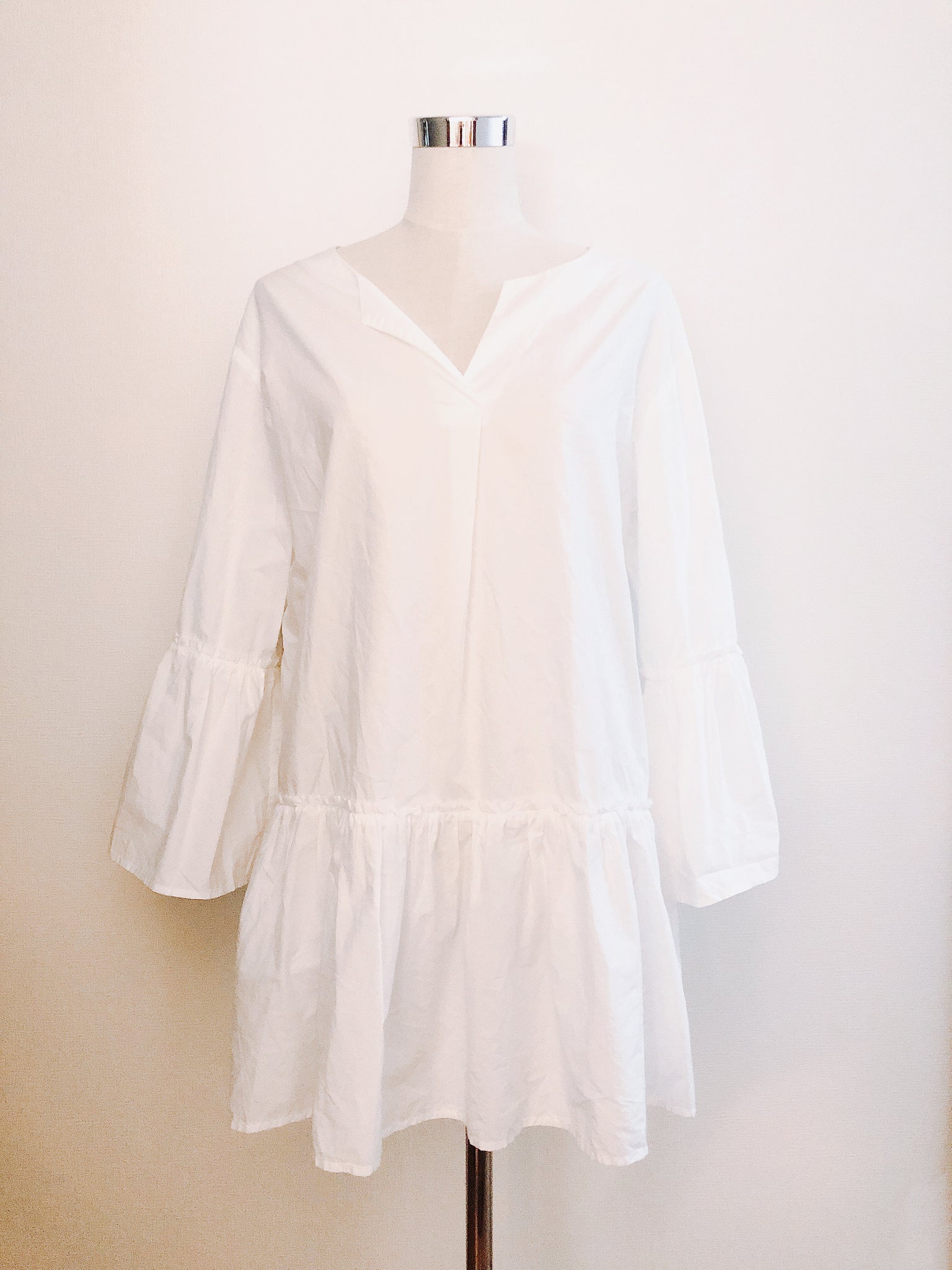 White mini dress* [vintage]